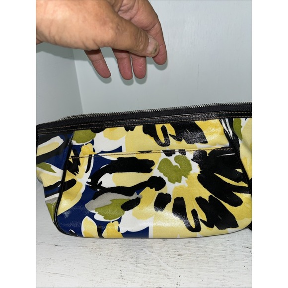 brighton handbag shoulder strap Vinyl/canvas Yellow Flowers Blue Accents 12x6 - Picture 9 of 13